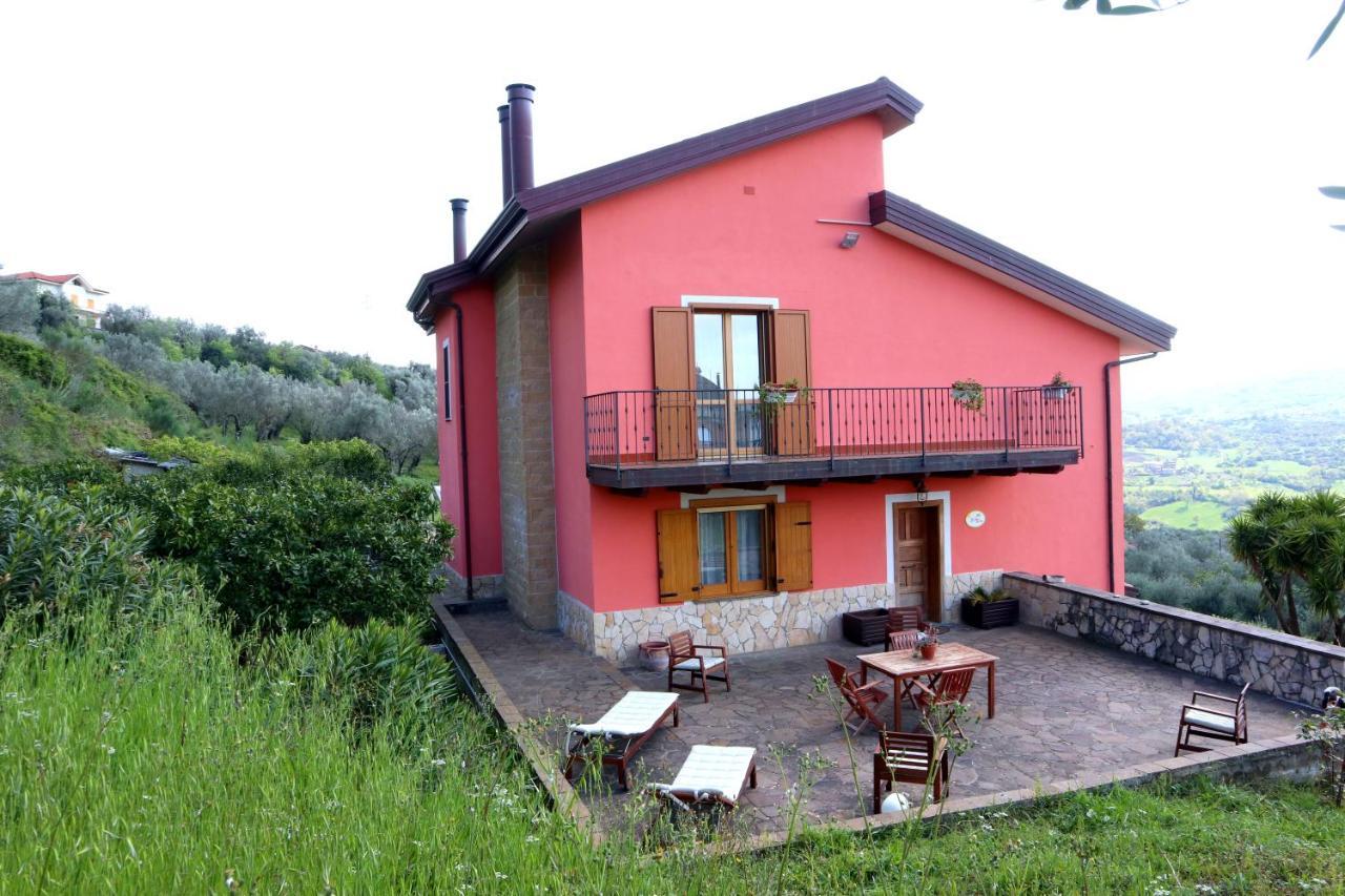 B&B La Casa Del Sole Controne Exteriör bild